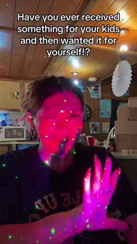 The astronaut stargazer is literally the item I’ve been missing my whole life. This is phenomenal. I love this thing I need another lol#ledlights #astronautprojector #stargazer #tiktokshopbacktoschool #colors 