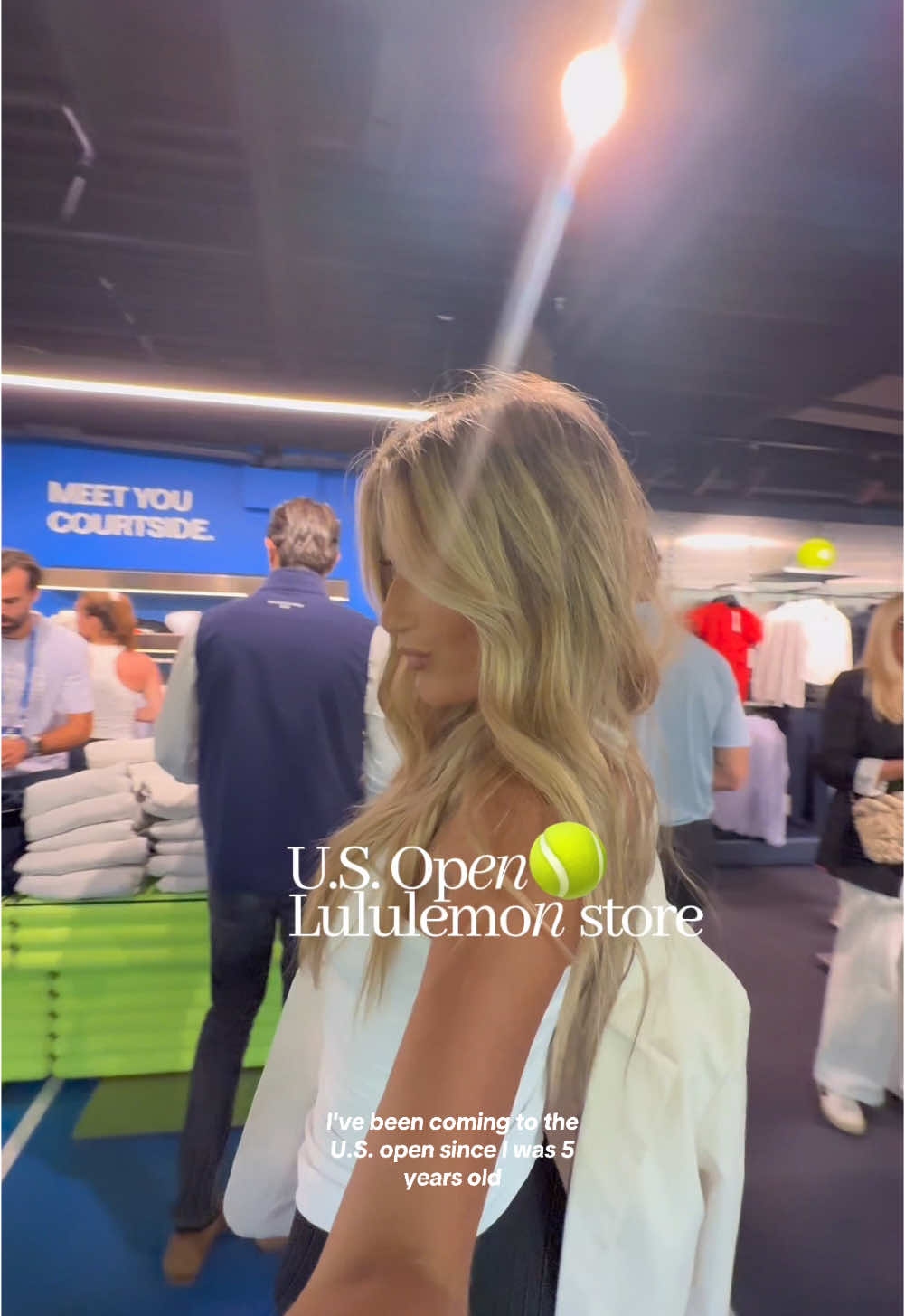 Lululemon store is a MUST see at this years U.S. Open.. and run for these sweatshirts #USOpen #lululemonusopen #lululemon #tennisplayer 
