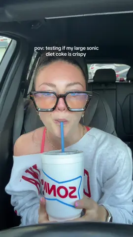 i love my diet coke 🥹🥹 #dietcoke #dietcokelover #bodybuilder #dietsoda #sweettreat 