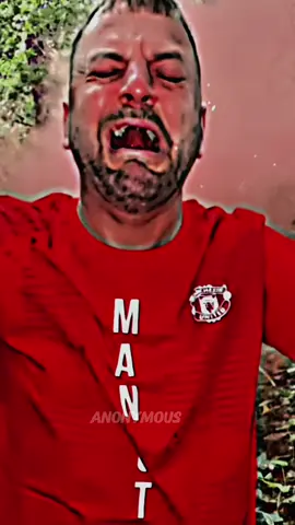 Manchester United losing to Grimsby town?? 😭 A division 4 team! #manchesterunited #grimsbytown #carabaocupfinal #anonymous #fyp 
