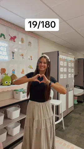 OOTD! Happy Hump Day! #teacher #teachersoftiktok #classroom #kindergarten #class 