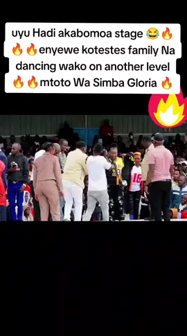 The rhythm is in their soul! 💃🏽🕺 When a dancer knows how to dance, it's like magic. The movement, the music on another level @Gloria kotestes 