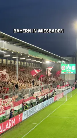 DFB-Pokal Feeling in Wiesbaden #dfbpokal #fcbayern #bayernmünchen #auswärtsfans #wiesbaden 