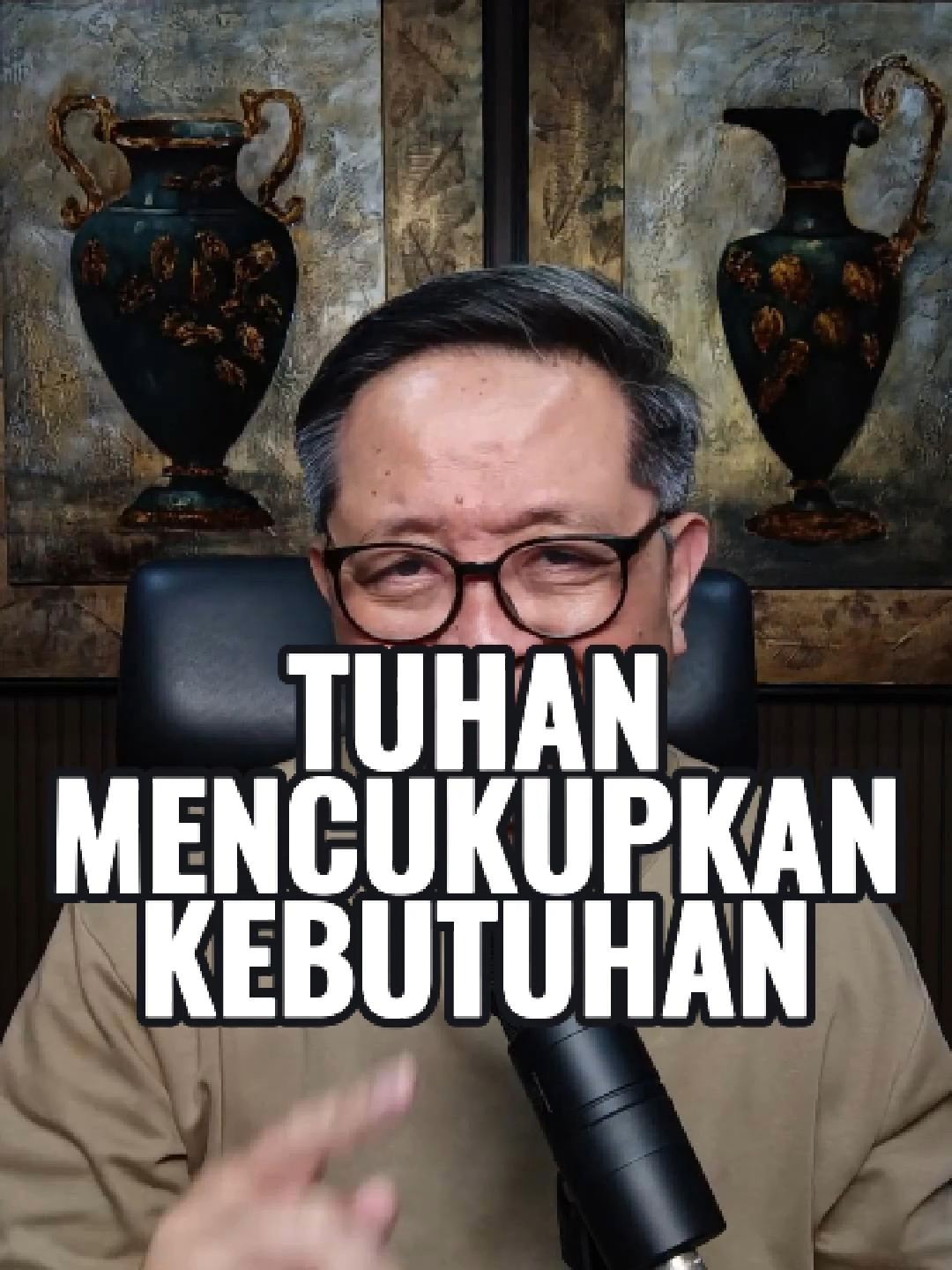TUHAN MENCUKUPKAN KEBUTUHAN Kadang kita khawatir: “Cukup nggak ya?” Ingat, Tuhan berjanji: “Allahku akan memenuhi segala keperluanmu…” (Flp 4:19) Bukan menurut kekuatan kita, tapi kekayaan-Nya yang tak terbatas. Percayalah, Tuhan cukup untukmu. Tulis “Amin” kalau kamu percaya  #motivasikristen #berkat #kebutuhan #mujizat_itu_nyata #pertolongan
