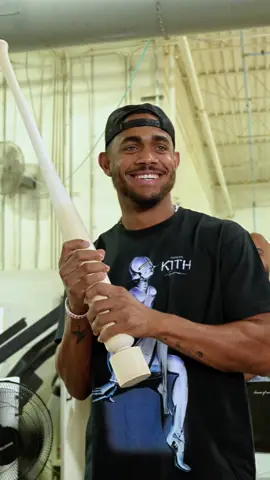 Julio makes his own bat!! @MLB @Julio Rodriguez 🇩🇴 @Seattle Mariners #fyp #trend #baseball #MLB #reel 