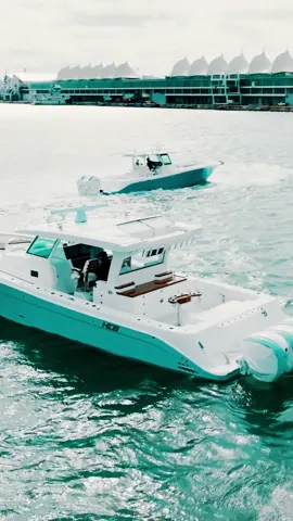 For the bold, the Campeón by @hcbyachts is a statement of your boldness, a vessel of innovation, a performer on the water, a masterpiece of custom craftsmanship, and a beacon of quality #HCBYachts #Campeón #CenterConsole