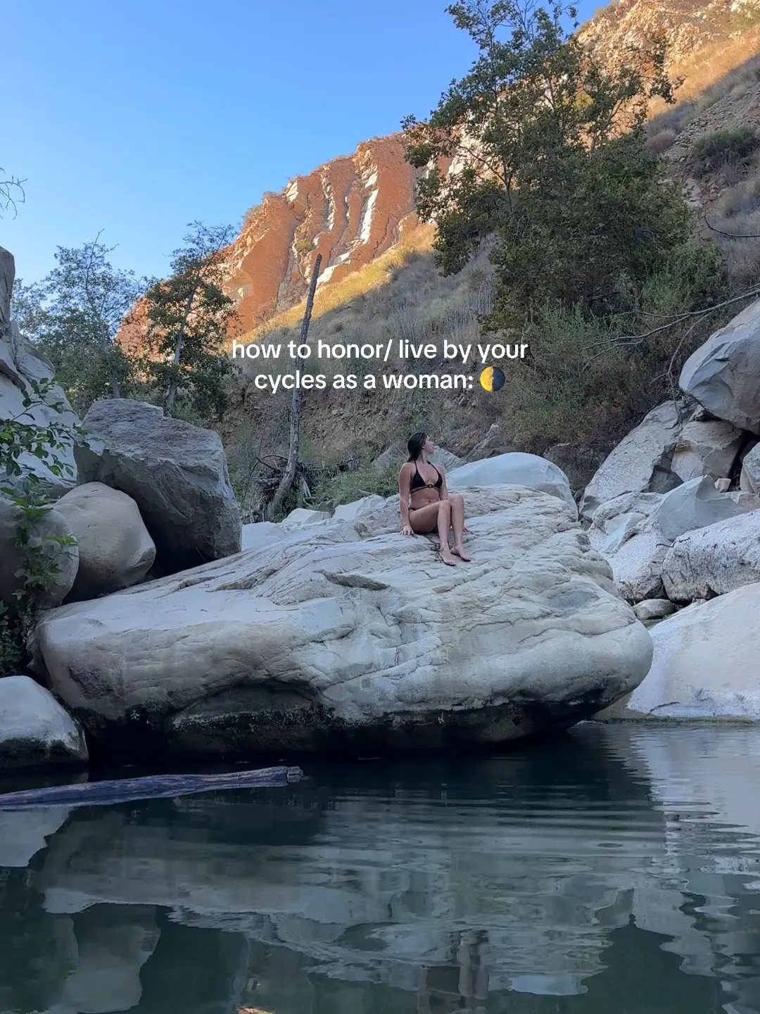 🌗 Women have a cyclical nature - our cycles resembles the cycles of nature. It is powerful to know what phase you are in. 🕯️🌹 #feminineenergy #divinefeminine #femininecycles #intuition 