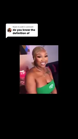 Replying to @jade cs my dumbass can’t crop omg 