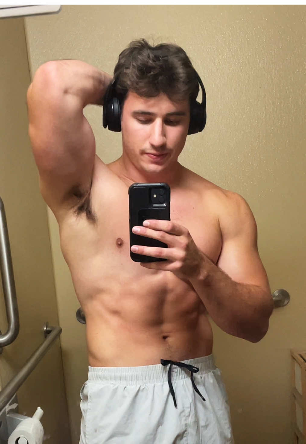 IG @troycfit