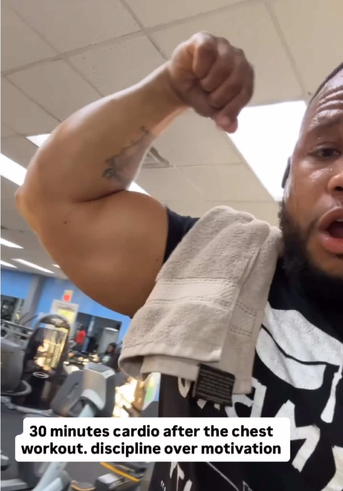 gym powerhouse HEAVY hitta’s. They watching, WE WORKING 