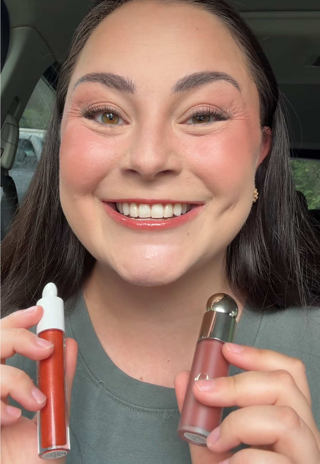 This Rare Beauty x Tajín Cheek and Lip set is GORGEOUS and are going to be such beautiful colors for fall! It comes with a new cheek color in Chamoy which is a deep red brown shade and Clásico, a rich terracotta gloss with copper and gold shimmer ✨ #rarebeauty #rarebeautytajin #rarebeautyblush 