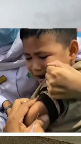 Kisah Lucu Anak saat imunisasi😂#sorotan#trendingtiktok 