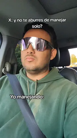 Nunca esta uno aburrido #chistoso #humor #risa #cantando #feliz 