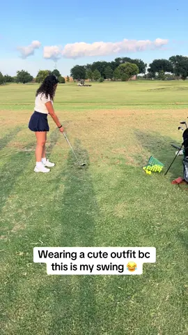 First time ever hitting a golf ball 😂 this is the year of firsts! #golftiktok #golfgirls #golf 