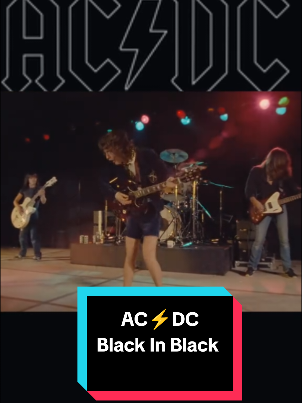 Grupo: AC/DC Álbum: Black In Black  Año: 1980 Canción: Black In Black  Pista: 06 ( Lado B ) #acdc #blackinblack #myplaylistfavoritas  Back in Black es el séptimo álbum de estudio dela banda de rock australiana AC/DC , lanzado el 25 de julio de 1980 por Albert Productions y Atlantic Records . Fue el primer álbum de la banda en contar con Brian Johnson como cantante principal, tras la muerte de su anterior vocalista , Bon Scott . Tras el éxito comercial de su álbum de 1979, Highway to Hell , AC/DC planeaba grabar una continuación, pero en febrero de 1980, Scott falleció por intoxicación etílica tras una borrachera. Los miembros restantes del grupo consideraron separarse, pero finalmente optaron por continuar y reclutaron a Johnson, quien anteriormente había sido el vocalista de Geordie .