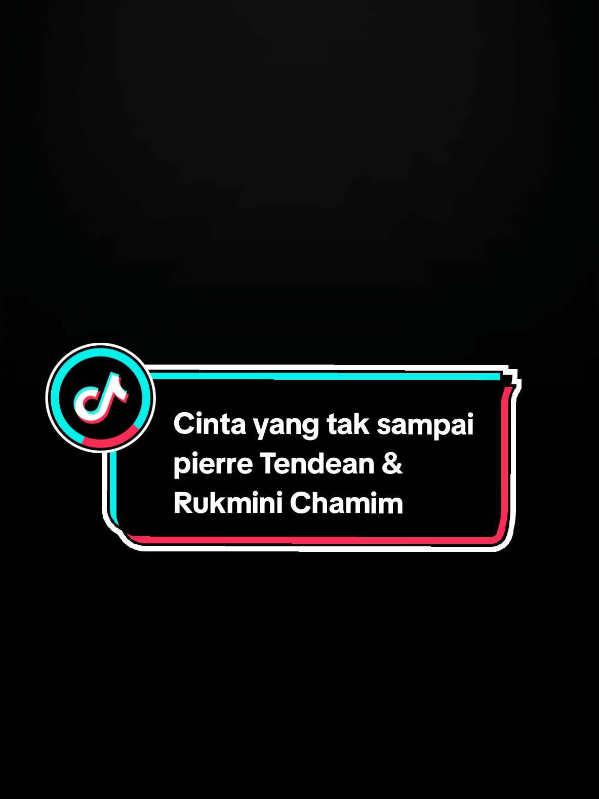 Pierre Tendean gugur dalam peristiwa G30S PKI, menyisakan kisah cintanya yang tak tersampaikan pada Rukmini. Kepergian Pierre mebuat sedih hati Rukmini. Butuh waktu 7 tahun baginya untuk mengikhlaskan Pierre dan memulihkan perasaannya. Baru pada tahun 1972, Rukmini menemukan jodohnya kembali dan menikah dengan seorang pegawai bank. Dalam pernikahannya ini mereka dikaruniai 3 anak dan 5 cucu. Rukmini sendiri enggan membahas lebih dalam soal kisah cintanya dengan Pierre. Menurut Noviriny Drivina, salah satu tim penulis biografi resmi Pierre Tendean, enggan menjawab bila ditanya soal Pierre. “Itu privasi saya dan Mas Pierre,” kata Rukmini ditirukan Novi. Rukmini Chaimin pun meninggal dunia pada 27 Juli 2019 lalu, di Klaten pada usia 72 tahun dengan menyimpan rapat kenangan terhadap sosok Pierre Tendean. #pierretendean #pahlawanrevolusi #g30s #rukminichamim #fypage 
