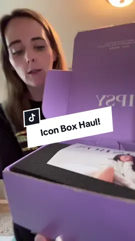 Unboxing! #makeup #ipsy #ipsyunboxing #ipsyiconbox #makeuphaul 