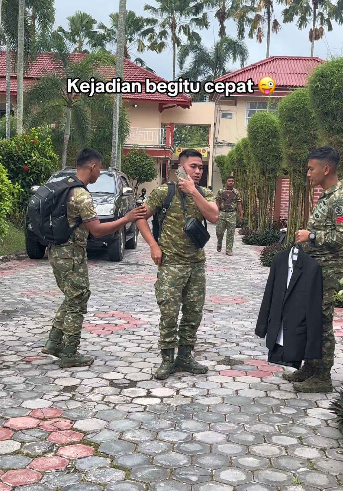 Selalu niatkan berbuat baik kepada senior 😛 #fyp #nipu #kocak #ngakak #kocakabis @GhepenG @🎙️ ꪗꪊꪀꪖ @Davin’s 