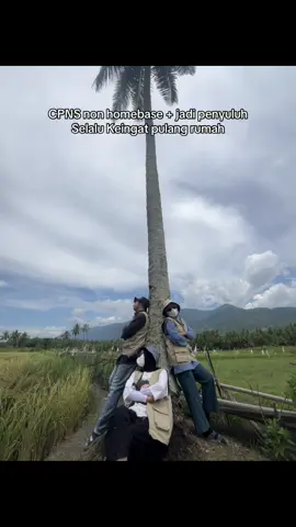 Problem gen z Kalau ketemu bapak-bapak dan ibu-ibu petani keingat orang tua juga 🥲 #cpns2024 #penyuluhpertanian #fyp #foryou #xyzbca