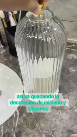 they can just close it up and no germs or anything will get in there 🩵🫧🤍#toothbrush #toothbrushholder #toothpaste #bathroomorganization #vanityorganization 