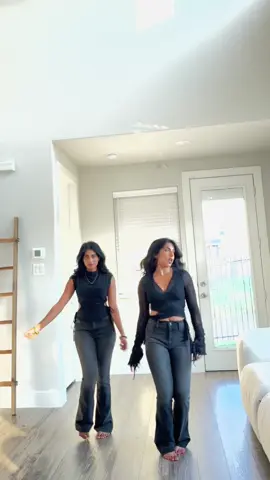 Oh Mama Tetema ❤️‍🔥 #norafatehi #ohmamatetema #dance #twins #dancewithnora @Nora Fatehi 