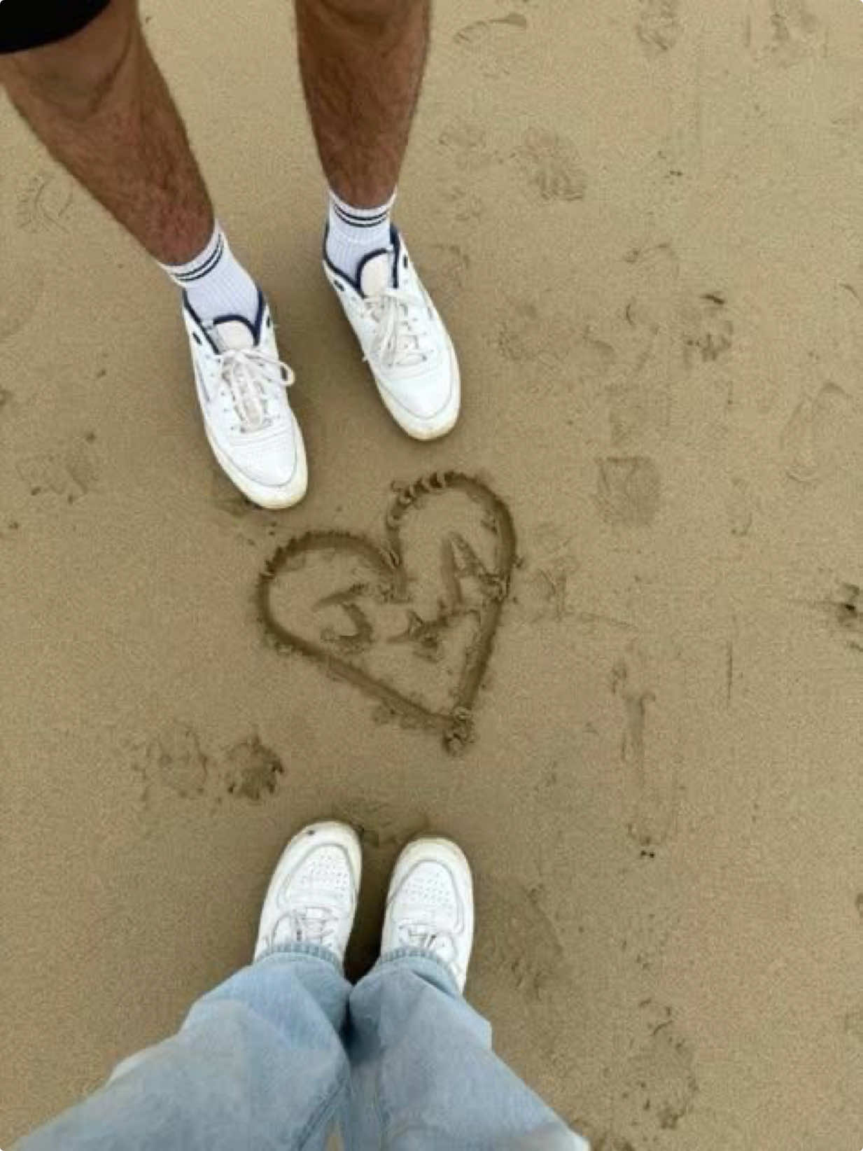 He treats me 🤍 I treat him #boyfriend #bf #couple #initialtok 