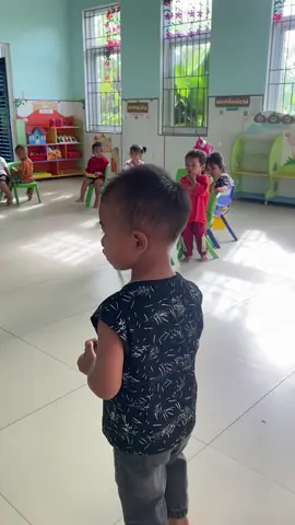 ngày đâu tiên đi học của em bò