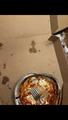 What the hell is this #fyp #foryou #pizza #pizzahut 