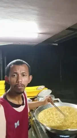 degil hantu seekor ni, maklum nak pemes jugak. 