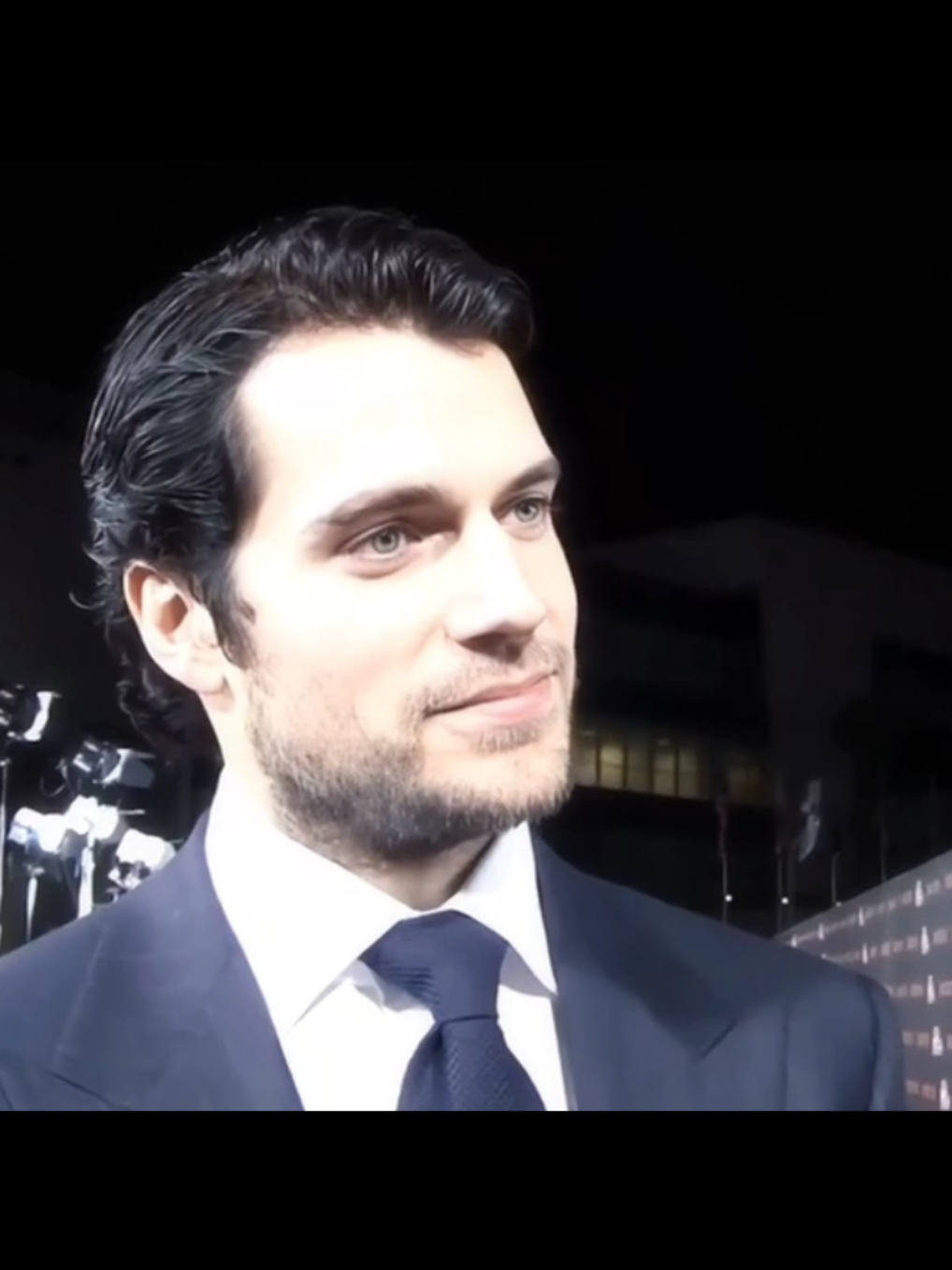 golden man ##looksmaxing #foryou #henrycavill #psl #mewing 