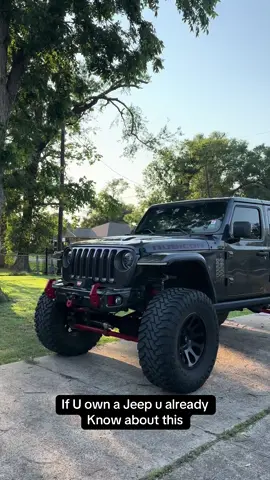 Jeep life: where the visor is optional. Who else had theirs break? 👇#fyp #jeep #jeeplife #jeepproblems #jeepgirl #jeepeta #rubicon #4x4 