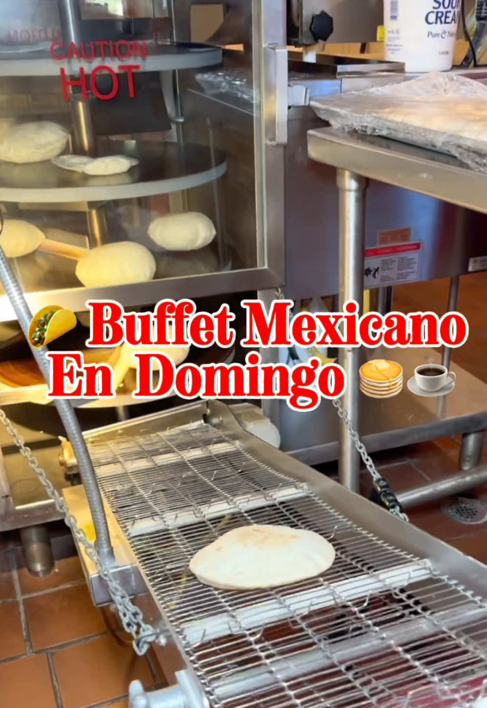 ✨ ¿A quién más le encantan los brunch buffet de domingo? 🥞☕ Esta vez visité la localidad de Conroe y me encantó. 🤩 El buffet es todos los domingos de 8AM a 11AM 🙌. Los precios están increíbles: $19.95 adultos, $9.95 niños de 4 a 12, y los menores de 4 años comen gratis 👶💖. Las bebidas están incluidas (excepto soda de botella y alcohol) 🥤🍹. El menudo está riquísimo, ¡tan bueno que hasta pedimos uno para llevar! 🤤🍲 👉 ¿Ya sabías de este brunch? ¿Con quién vendrías a disfrutarlo? 💕  📍1111 W Dallas st,  Conroe, TX 77301 Ellos cuentan con tres locaciones: Shenandoah, Downtown Conroe y Montgomery. Yo ya he visitado dos y siempre los visito para su brunch. 🙌 Restaurant in Conroe Texas  Best brunch in Houston  Places to eat on Sunday  Best Places to Eat on Sunday Sunday Brunch Places Mexican Buffet on Sunday Where to Eat on Sunday #houstontedivierte #conroetx #houstonbrunch #houstonfood #houstonfoodspots 