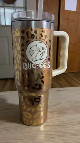 This sponsored golden bucees 40 ounce Tumblr is a must have. Keeps your drinks, nice and cold all throughout the day.