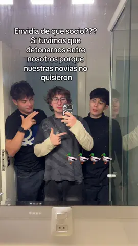 Nos vamos a #kwai #🦆 #🦆🦆🦆 #serios #humor 