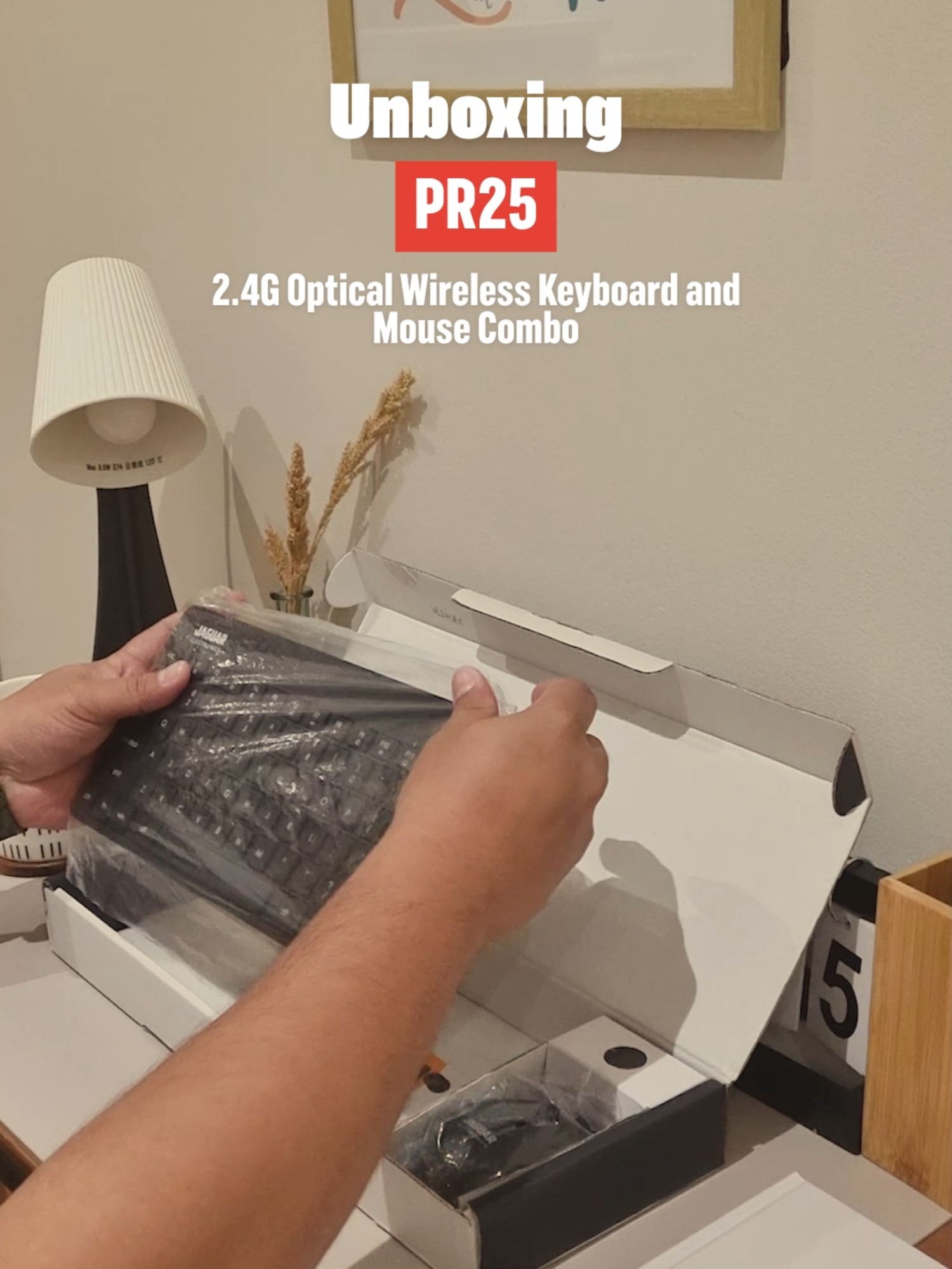 You know that feeling when an unboxing makes you wanna work agad? 💻📦 That’s the Jaguar PR25 keyboard & mouse combo for you, giving comfy, precise, and smooth workflow vibes. ⌨️🖱️✨ #KimstorePH #JaguarElectronics