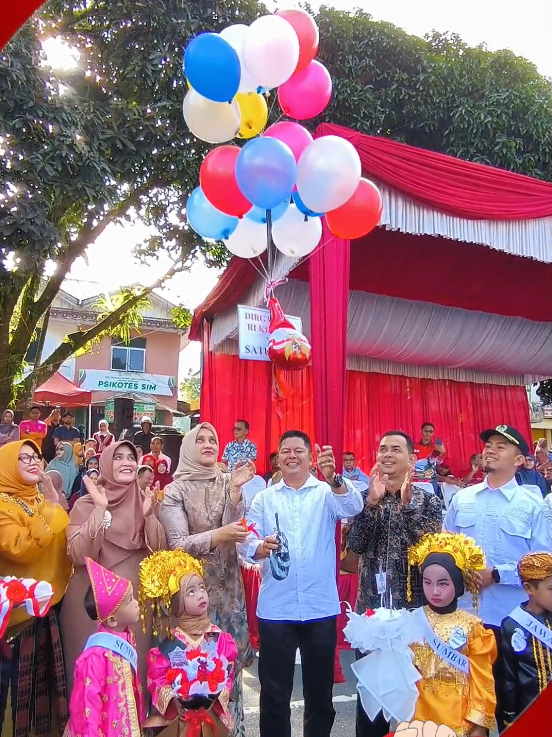 Moment Pawai Alegoris HUT RI 80TH