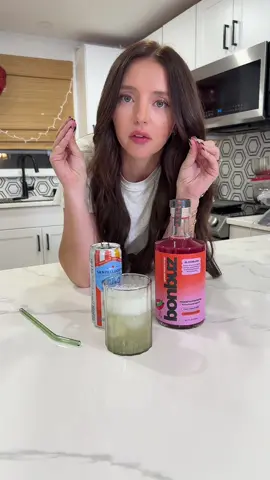 My favorite night time drink is the caffeine free slow burn flavor with any mixer ❤️‍🔥🤞🏼 #bonbuz #nightcap #drinktok #alcoholfree #nonalcoholicdrink 