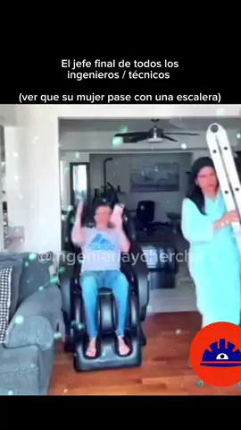 Las mujeres con escaleras 😭 #ladder #escaleras #mujeres  Ingeniería ingenieros  