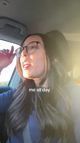 Found my new karaoke song I fear thank you @Olivia Dean this jam reminds me of waking up early on Saturdays to my mom cleaning the house 🥹