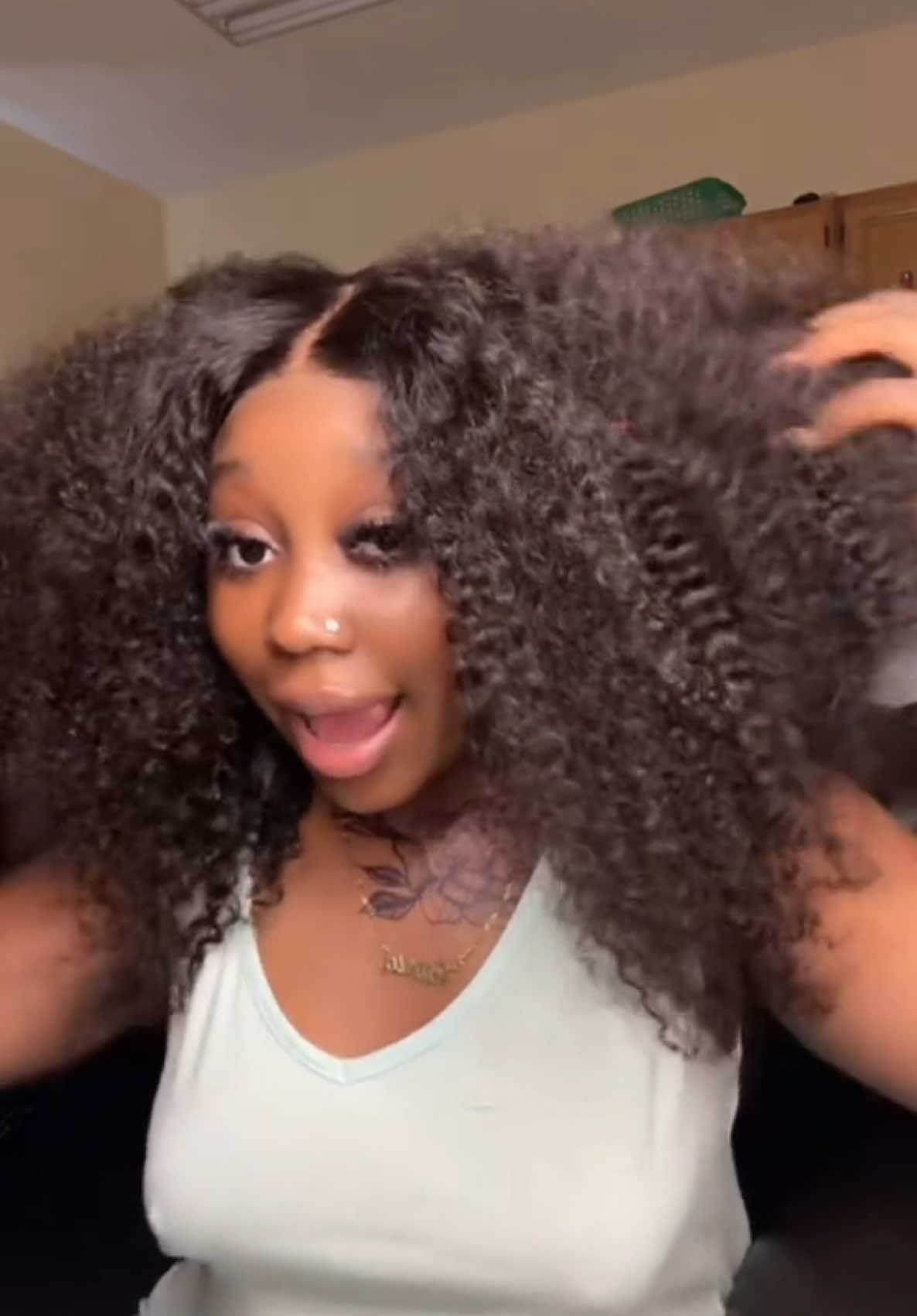 @Moreface Beauty @Morefacebeautyhair #morefacebeautywig #gluelesswig #beginnerfriendlywig #Morefacewig #foryou #tiktokmademebuyit   