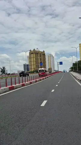 ...Bạn có nhận ra nơi này ...tòa nhà mà ai có dịp đi ngang qua đều phải ngó nhìn 1 chút 😁 #saigon #tphcm