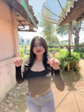 sapayung tiluan? tos we mending huhujanan🥱
