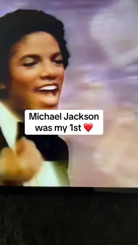 #michaeljackson #dontstoptillyougetenough #genx #thriller