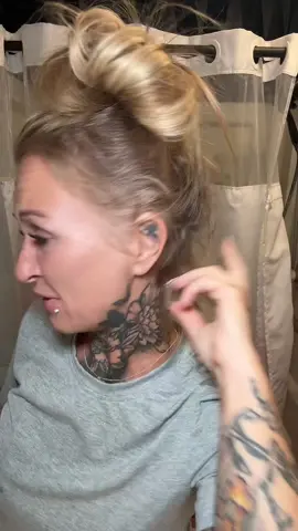 Fly aways who?!? Igk smooth moves for all that hair that's broke off and won't go up in your bun! #igkhair #hairtok #flyaways #tiktokmademebuyit #tiktokshoplabordaysale 