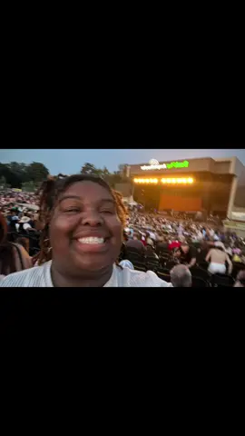 Teddy Swims Concert was such an amazing concert! Can’t wait for the next! #teddyswim #fyp #plussize 