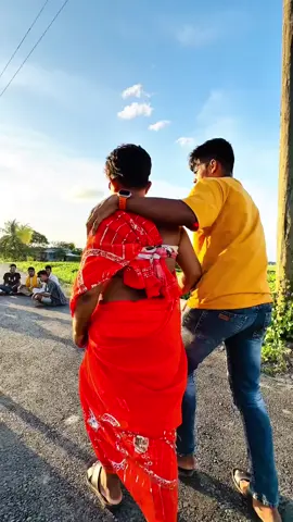 কলসি ফুটা কইরা দিমু পানি পরবো ভাইয়ারে villain vibes 💃🕺😎🔥 #funnyreels #capri #dance #funnyvideos #dance 