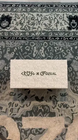Kalau ada yang bilang ‘sepatu cewek itu-itu aja’… jelas belum lihat Gozeal x CRSL ini 😎✨ @Gozeal Official Store @CRSL  #unboxing #shoes #sepatuwanita #gozeal #crsl 