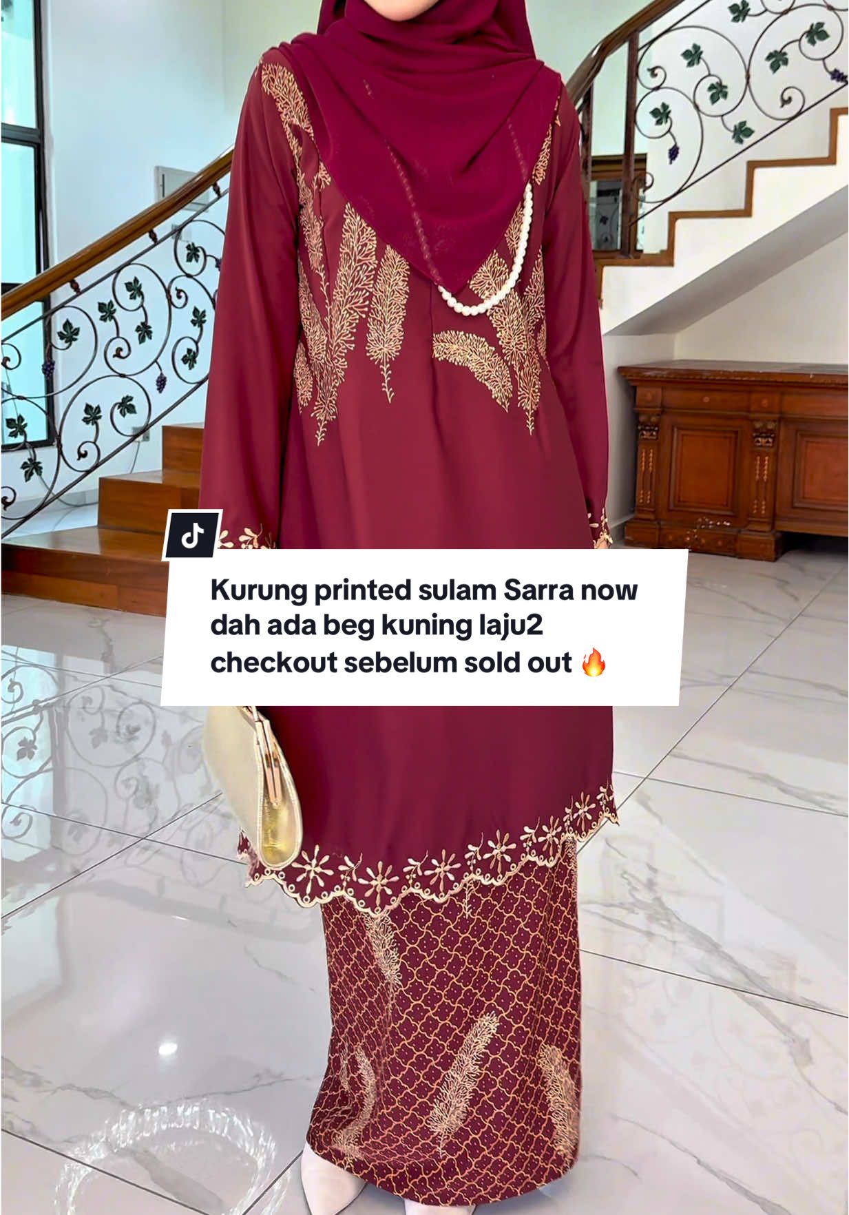 Kurung printed sulam Sarra now dah ada beg kuning laju2 checkout sebelum sold out 🔥 #nfhboutiquegallery #kurung #kurungcantik #bajuwanita #tiktokshop 
