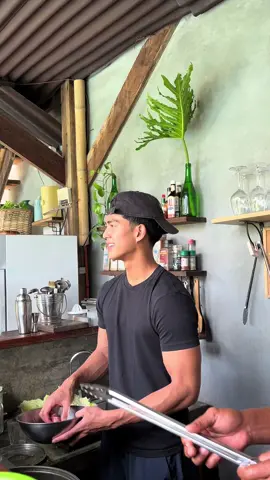 New chef ng @Bamboo bali resort 😍🥳 gwapo!! #AnthonyConstantino #pogi #fyp #tiktokfood 