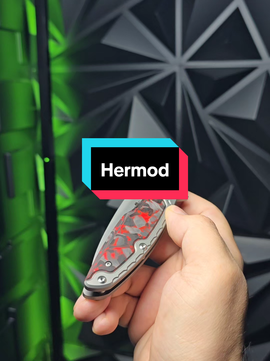@KLAKEN KNIVES bo5 Hermod with titanium and carbon fiber handle. #tiktokshopcreatorpicks #titanium #carbonfiber #edc #highend 